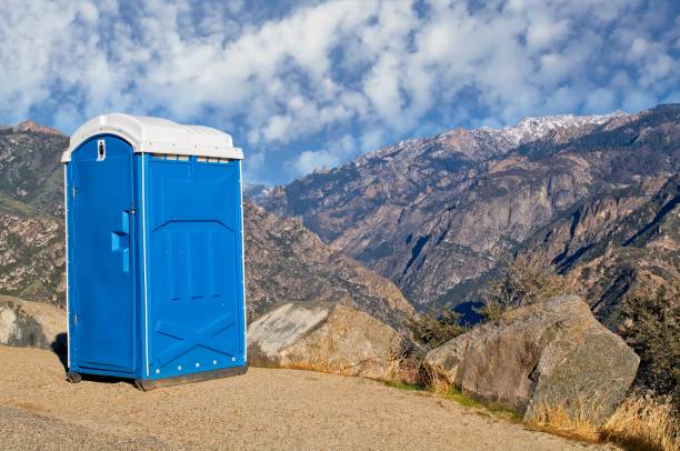 Portable Toilet Options We Offer in Flanders, NY